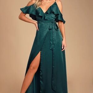 lulu’s satin wrap off shoulder dress // emerald, size 6